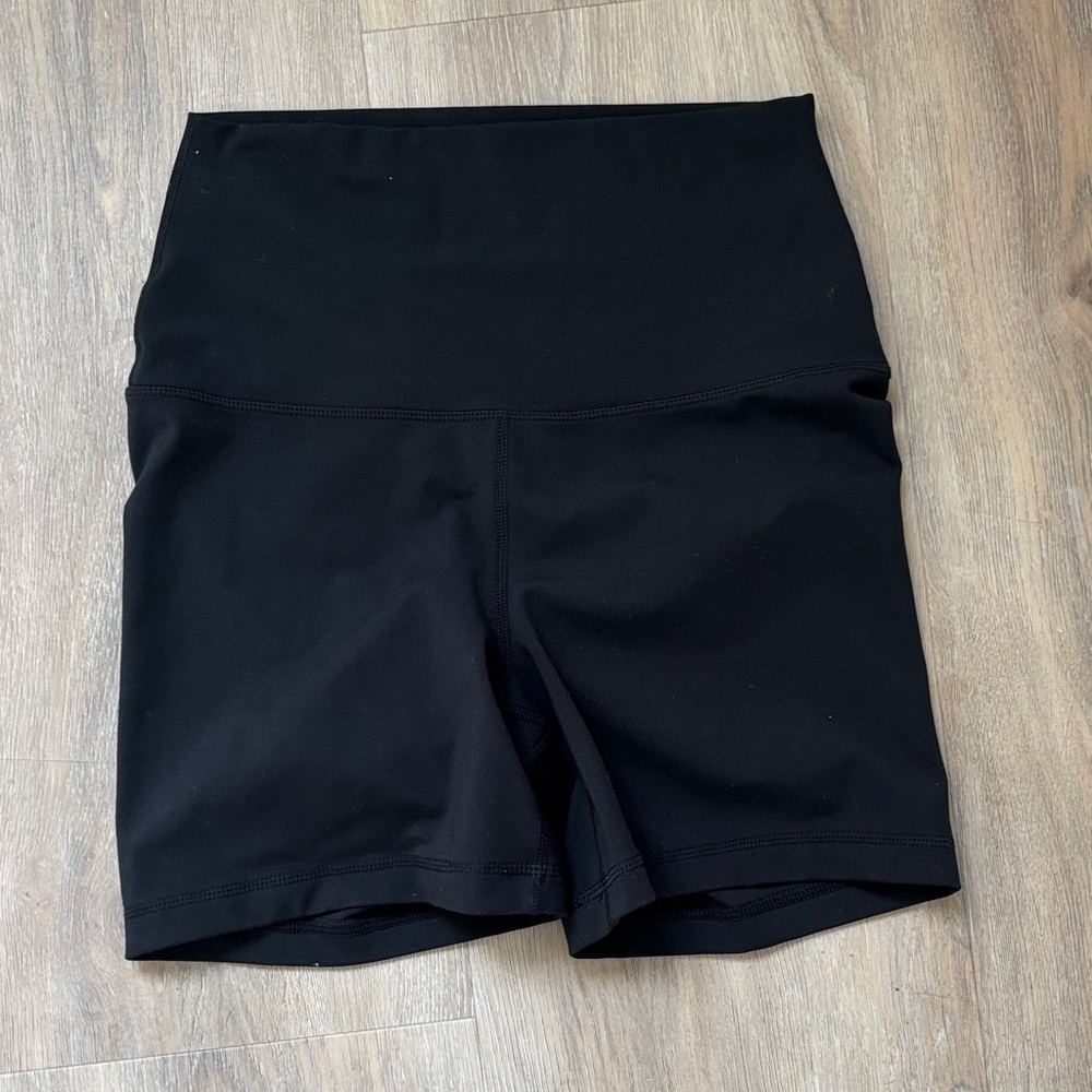 YOGALICIOUS BLACK BIKER SHORTS